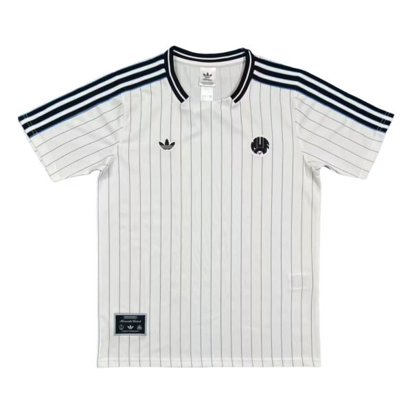 XK1733 (127) 25/26 Juventus lcon jersey
