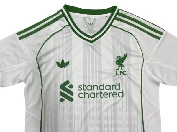 XK1733 (130) 25/26 Men's Liverpool Training Shirt White2