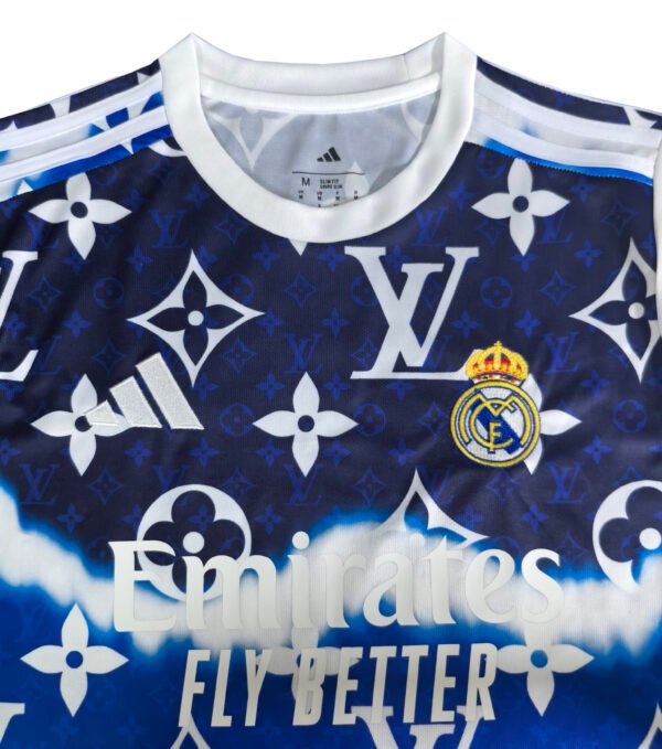 N4032 25/26 Real Madrid LV collab Blue soccer jersey