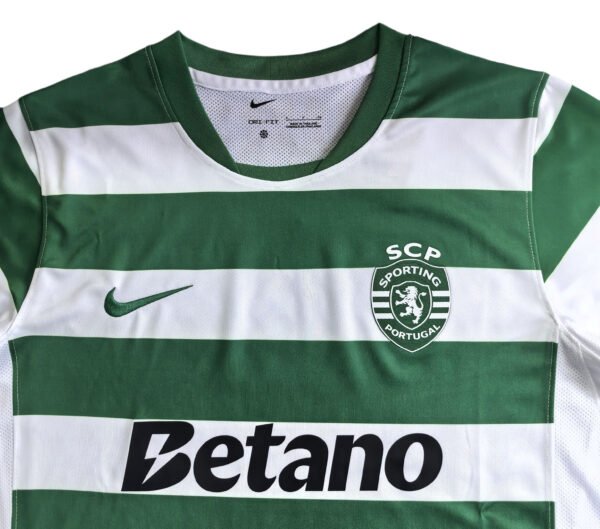Pisa 25/26 Home Soccer Jersey Pisa 25/26 home soccer jersey with green and white stripes, SCP Portugal logo, and Betano sponsor.