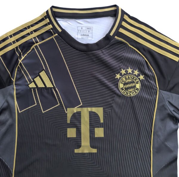 25/26 Bayern Munich Traning Black Soccer Jersey