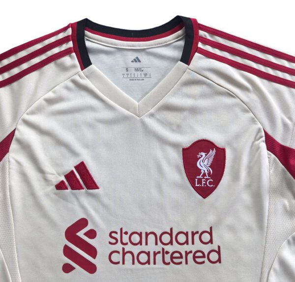 25/26 Pisa Home Soccer Jersey Liverpool FC 2025/26 home kit with iconic crest and Adidas design.