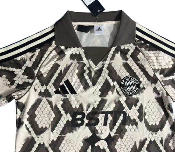 mmexport1744892200006 25/26 Bayern Munich Snakeskin Special Edition Soccer Jersey