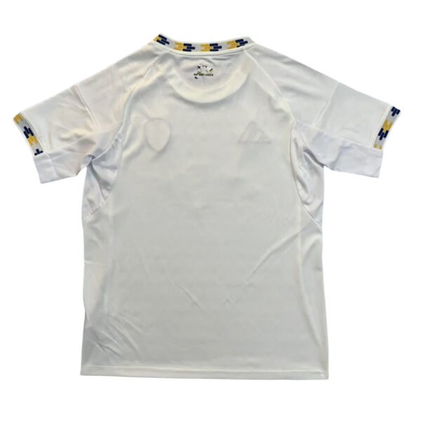 Lisbon Traning Soccer Jersey - 25/26 High-quality Lisbon training jersey for soccer players, featuring breathable fabric and team brandin.