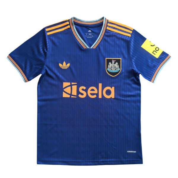 Manchester United third kit 2025/26 with blue design and team logos.