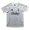 Manchester United third soccer jersey 2025/26 with team logo and sponsor.