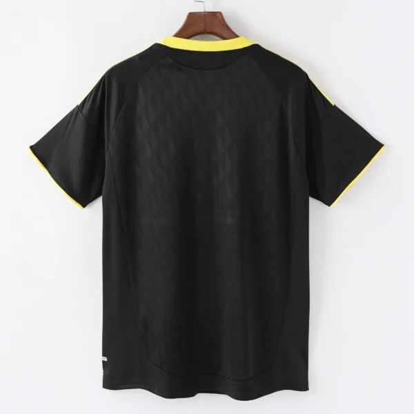 Retro 2010-2011 Liverpool Third Jersey