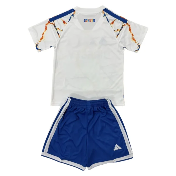 65693AA (47) 26/27 San Diego Away Set