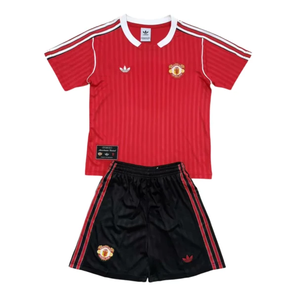 65693a (125) 25/26 Kids Manchester United Lcon Set