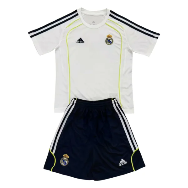 65693a (194) 25/26 Kids Real Madrid Traning Set