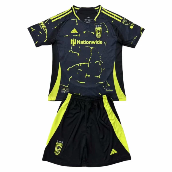 65693a (22) 25/26 Columbus Crew Away Set
