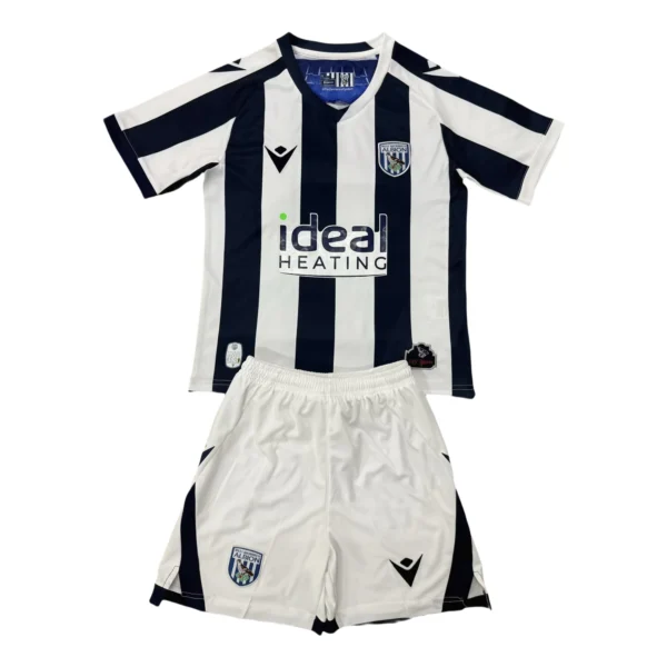 65693a (679) 25/26 Kids West Bromwich Albion Home Set