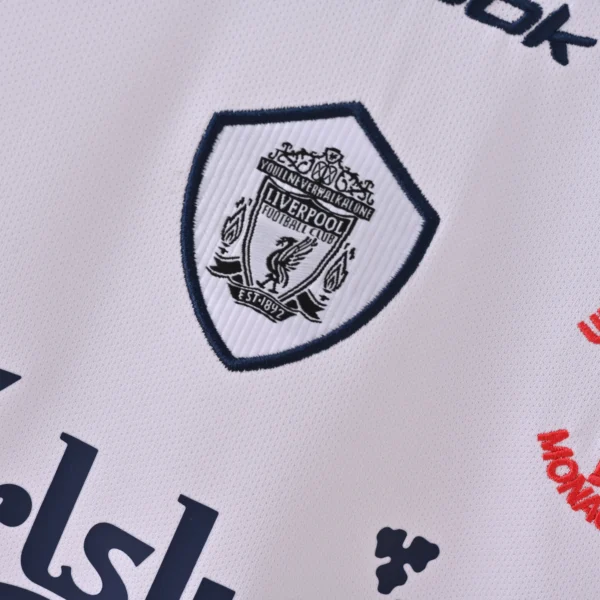 Retro 2001-2002 Liverpool Away Jersey
