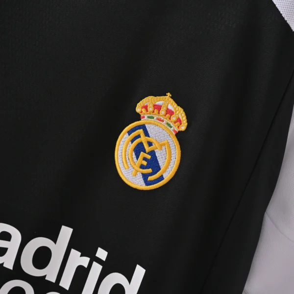 SBD_1079 Retro 2001-2002 Real Madrid Away Jersey