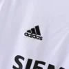 Retro 2005-2006 Real Madrid Home Jersey