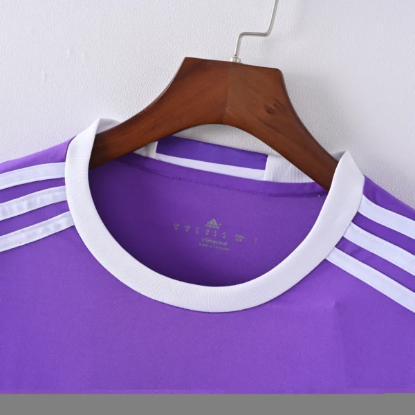 SBD_1266 Retro Long Sleeve 2016-2017 Real Madrid Away Jersey