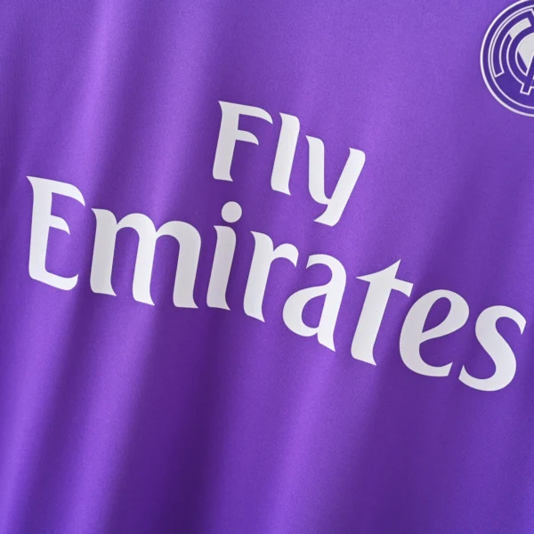 SBD_1269 Retro Long Sleeve 2016-2017 Real Madrid Away Jersey