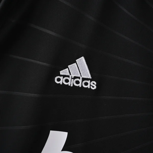 Retro 2010-2011 Real Madrid Away Jersey