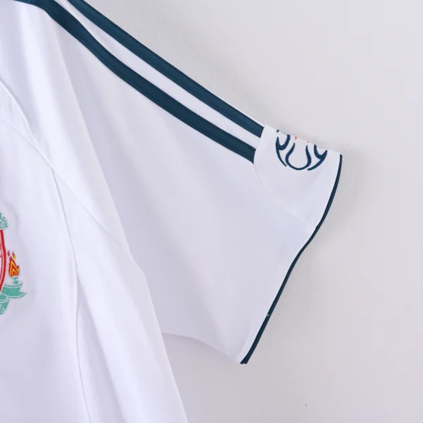 Retro 2006-2007 Liverpool Away Jersey
