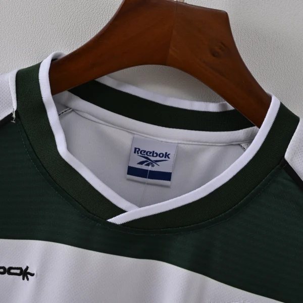 SBD_1554 Retro 2001-2003 Lisbon Home jersey