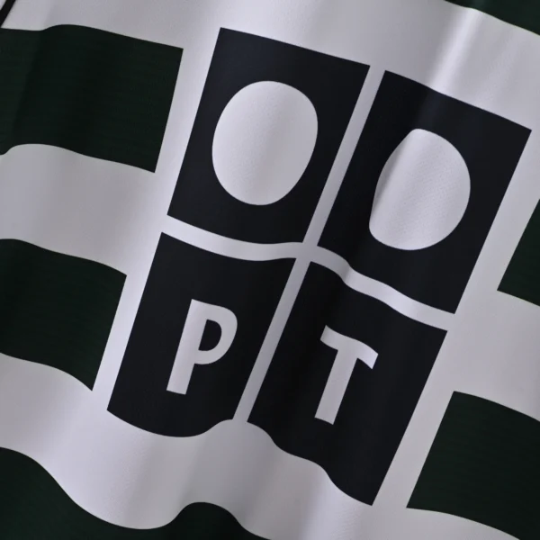 SBD_1557 Retro 2001-2003 Lisbon Home jersey