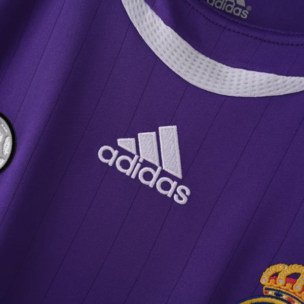 SBD_1722 Retro 2006-2007 Real Madrid Third Jersey