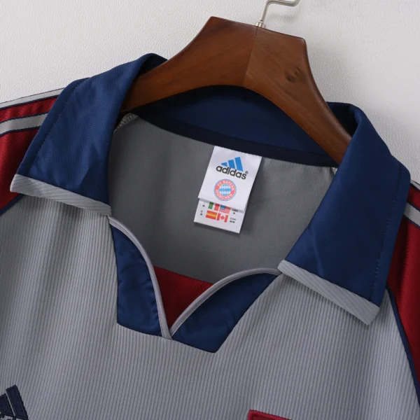 Retro 1998-1999 Bayern München Away Jersey