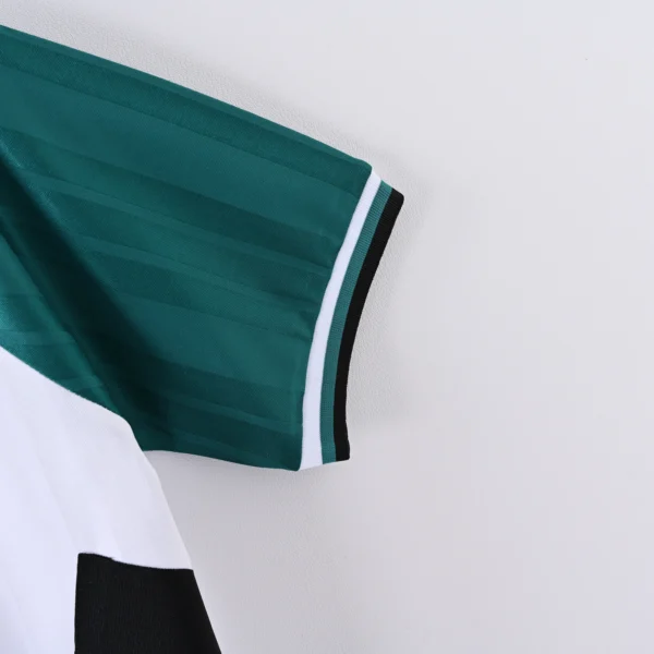 Retro 1993-1995 Liverpool Away Jersey