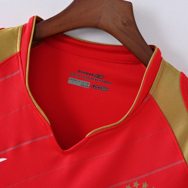 Retro 2005-2006 Liverpool Home Jersey
