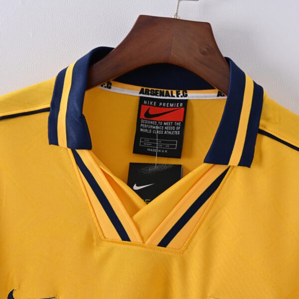SBD_4007 Retro 1996-1997 Arsenal Away Jersey