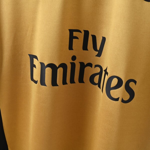 Retro 2013-2014 AC Milan Away Jersey