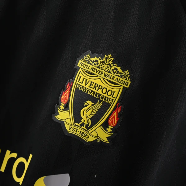 Retro 2010-2011 Liverpool Third Jersey
