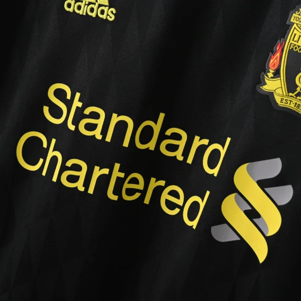 Retro 2010-2011 Liverpool Third Jersey