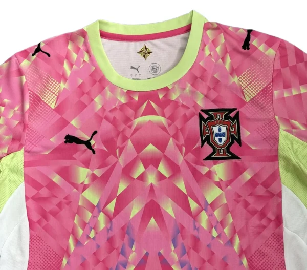 XK17334 (100) 2026 Portugal Pink Training Jersey