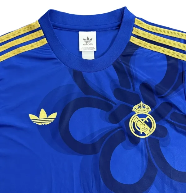 XK17334 (127) 26/27 Real Madrid New Year Edition Jersey