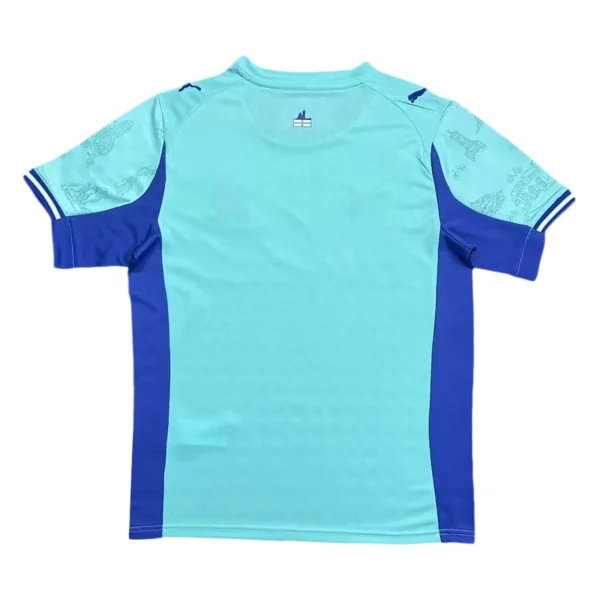 Sports jersey with blue accents and lightweight fabric for athletic performance. Sports jersey with blue accents, lightweight fabric, ideal for training and activewear.
